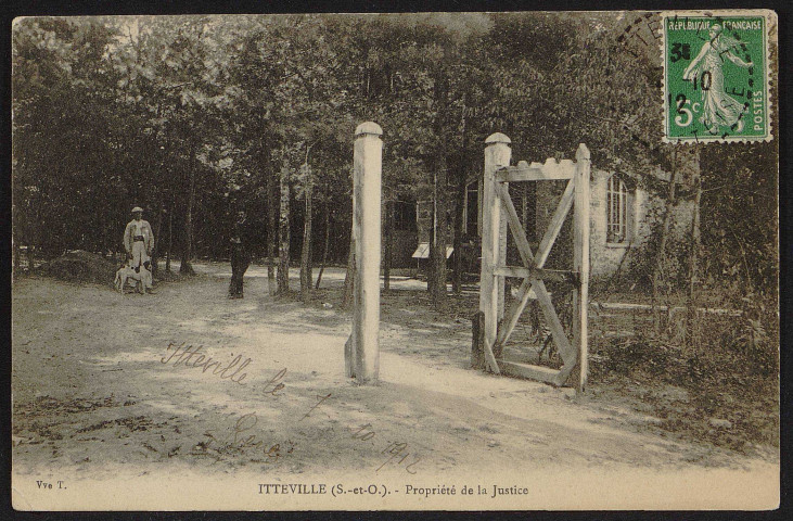 Itteville.- Propriété de la Justice : parc (7 octobre 1912). 