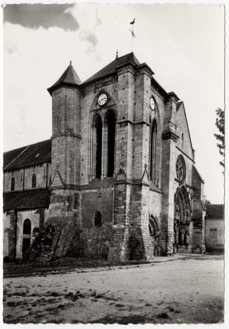 LONGPONT-SUR-ORGE. - Basilique Notre-Dame de Longpont. Ch. W. 