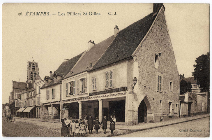 ETAMPES. - La maison aux Piliers Saint-Gilles [Editeur Rameau, sépia]. 