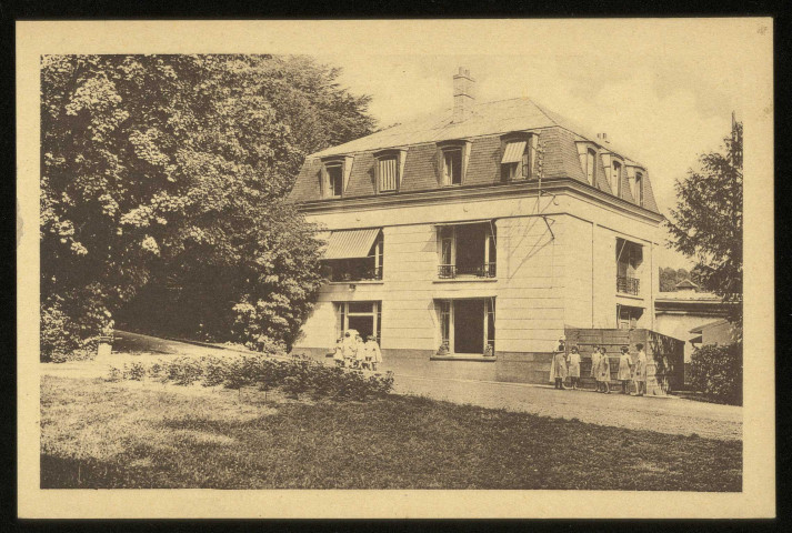 YERRES. - Préventorium Albert Calmette, pavillon des enfants en observation à leur arrivée (5). Editeur Office public d'hygiène sociale du département de la Seine, sépia. 