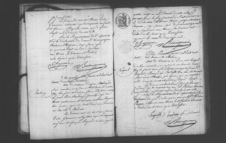 ETAMPES. Naissances : registre d'état civil (1830). 