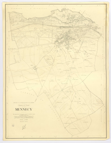 Plan topographique de MENNECY établi et dessiné par la Société BANETON-THIOLIER à PARIS, Ministère de la Reconstruction et du Logement, 1958. Ech. 1/5 000. N et B. Dim. 1,04 x 0,82. 