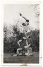 ETRECHY. - Les Cadets de la Juine - numéro de cirque.1941. 