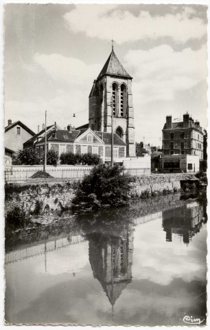 CORBEIL-ESSONNES. - L'Essonnes et l'église. Edition Cim. 