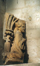 bas-relief : Évêque agenouillé (saint Sulpice ?)