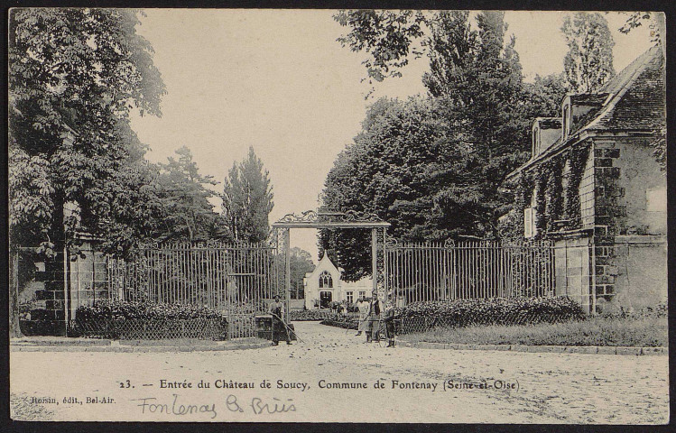 Fontenay-les-Briis.- Entrée du château de Soucy. 