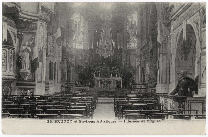 BRUNOY. - Intérieur de l'église, Venant, 1916, 8 lignes. 