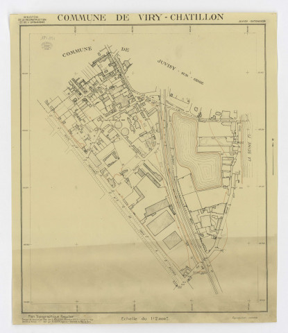 Plan topographique régulier de VIRY-CHATILLON dressé et dessiné en 1946 par L. POUSSIN, géomètre, vérifié par H. GESTA, ingénieur-géomètre, 1947. Ech. 1/2.000. N et B. Dim. 0,54 x 0,46. 