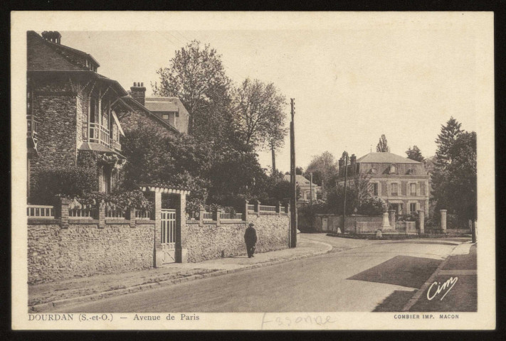 DOURDAN. - Avenue de Paris. Editeur Combier. 