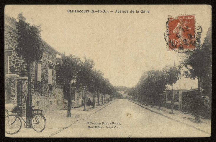 BALLANCOURT-SUR-ESSONNE. - Avenue de la gare. Collection Paul Allorge, 1912, 1 timbre à 10 centimes. 