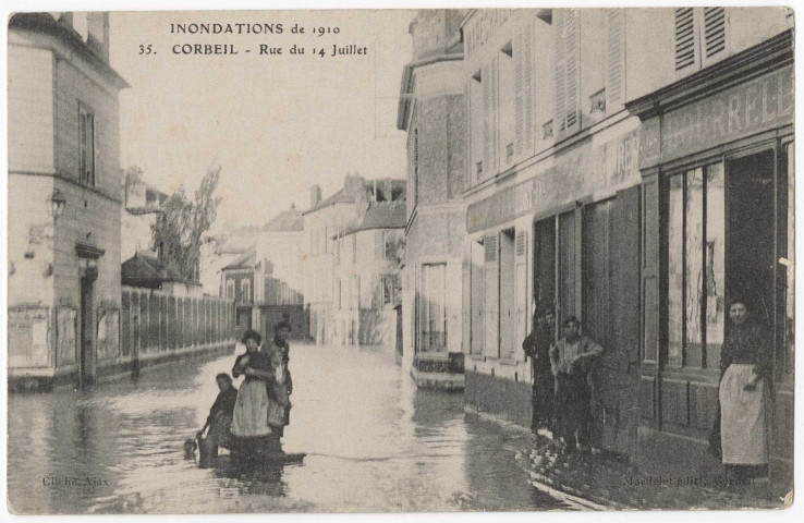 CORBEIL-ESSONNES. - Inondations de 1910. Rue du 14 Juillet, Mardelet. 