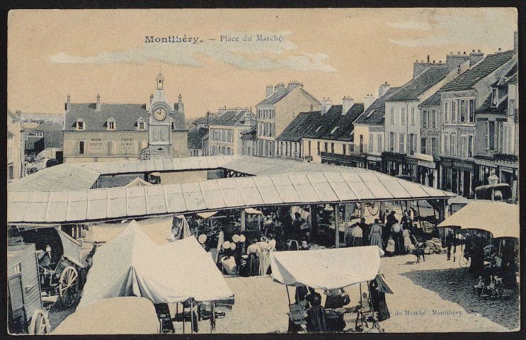 Montlhéry.- Place du Marché (7 septembre 1907). 