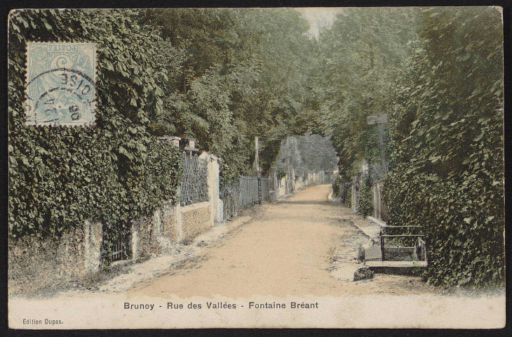 Brunoy.- Rue des Vallées- Fontaine Bréant. 