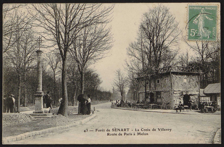 Route de Paris à Melun : La croix de Villeroy [1907-1910].