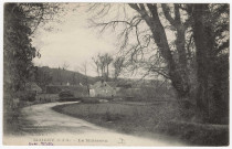MOIGNY . - L'entrée du village au Ruisseau [Editeur Mme Hamelin, libraire, 1 timbre à 10 centimes]. 