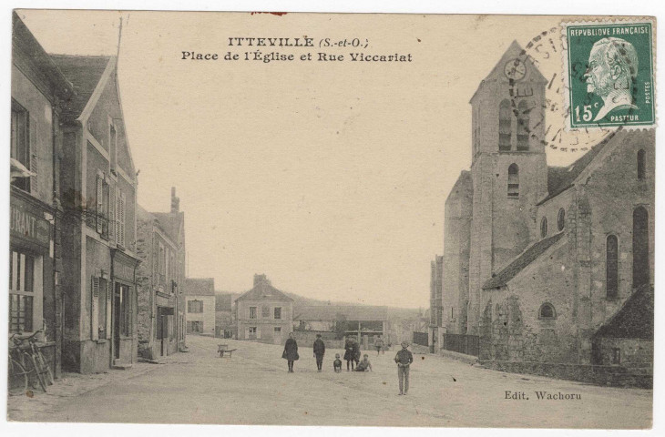 ITTEVILLE. - Place de l'église et rue Viccariat. Wachoru (1925), 2 mots, 15 c, ad. 