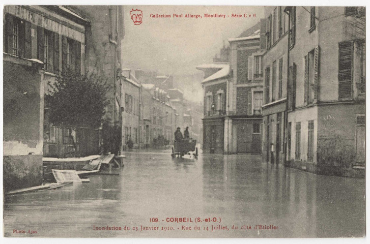 CORBEIL-ESSONNES. - Inondation du 23 janvier 1910. Rue du 14 Juillet, du côté d'Etiolles, Paul Allorge. 