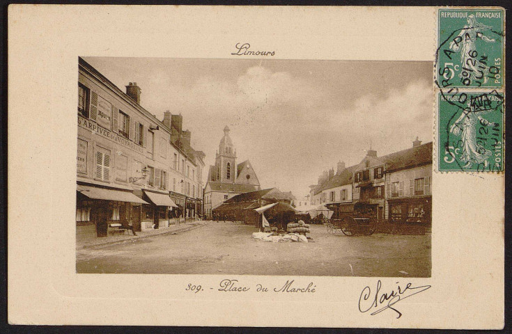 LIMOURS.- Place du marché (26 juin 1910). 