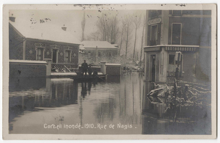 CORBEIL-ESSONNES. - Corbeil inondé, 1910. Rue de Nagis, 1910, 5 lignes, 10 c, ad. 