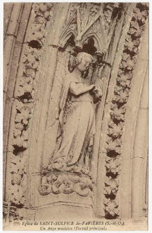 SAINT-SULPICE-DE-FAVIERES. - Un ange musicien (porte principale) [Editeur Rameau, sépia]. 