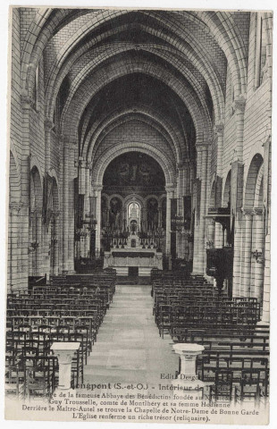 LONGPONT-SUR-ORGE. - Basilique. Intérieur de l'église, la nef. Desgouillons. 