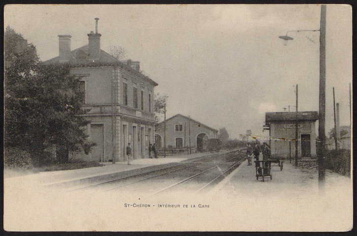 SAINT-CHERON.- Intérieur de la gare [1900-1903].