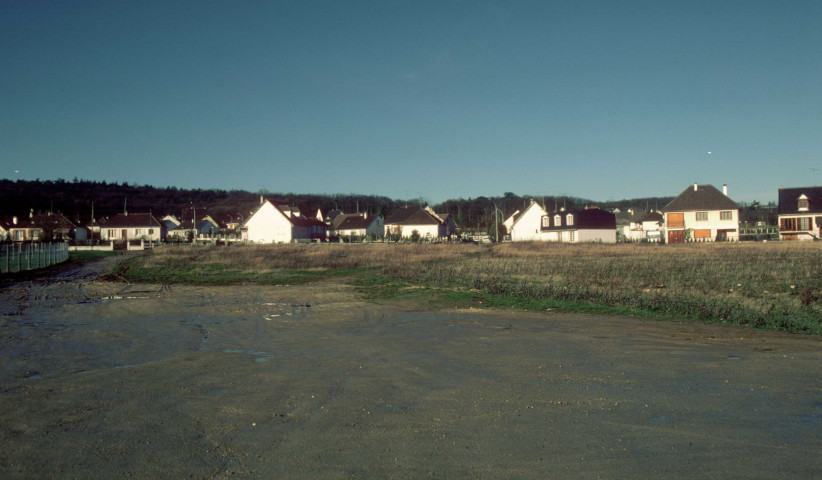 ETRECHY. - Le quartier du Roussay : vue générale (janvier 1980). 