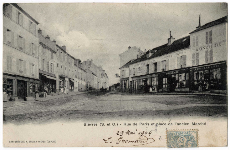 BIEVRES. - Rue de Paris et place de l'Ancien-Marché, Bréger, Debuisson, 1904, 5 mots, 5 c, ad. 