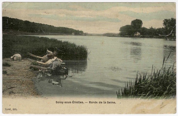 SOISY-SUR-SEINE. - Bords de Seine, femme lavant le linge. [Editeur Touret]. 