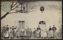 VERT-LE-GRAND.- Villa scolaire du 3e arrondissement de Paris : Groupe de filles (1904-1905).