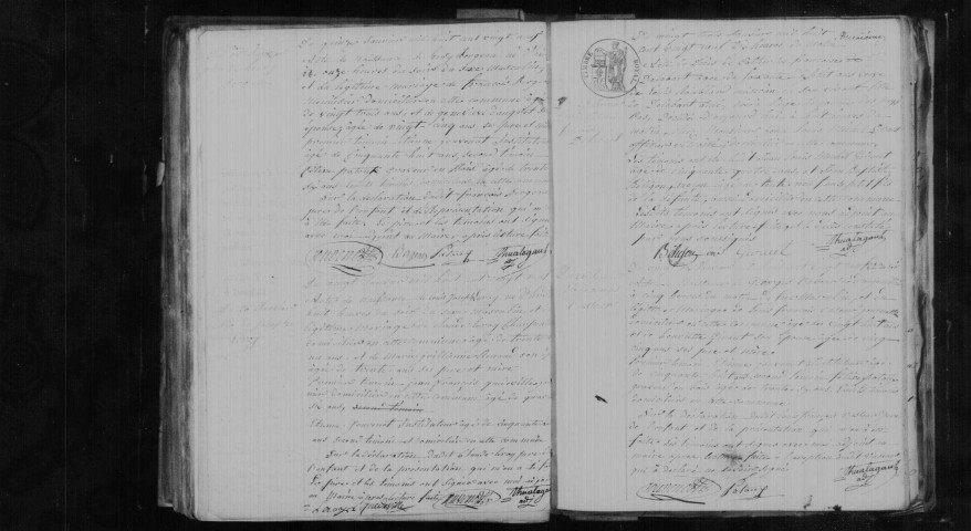 BIEVRES. Naissances, mariages, décès : registre d'état civil (1829-1836). 