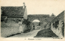 ETAMPES. - Le prieuré [Editeur BF, 1905, timbre à 10 centimes]. 