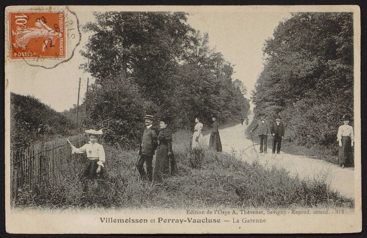 VILLEMOISSON-SUR-ORGE.- La Garenne (24 août 1912).