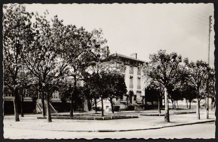 Brétigny-sur-Orge.- Les écoles [1950-1960]. 