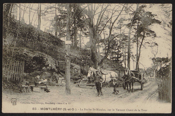 Montlhéry.- La roche Saint-Nicolas sur le versant ouest de la tour [1926]. 