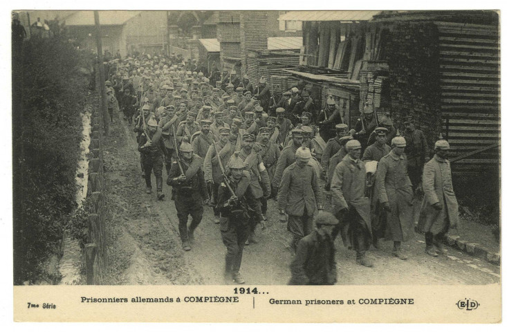 1914 Prisonniers allemands à Compiègne.