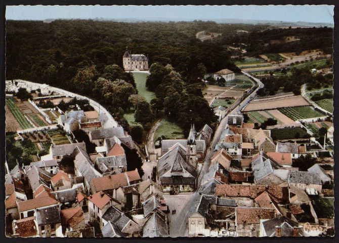 VILLE-DU-BOIS (LA). - Vue aérienne sur l'église et panorama sur le château, pensionnant du Sacré-Coeur et institution de jeunes filles (11 avril 1969).