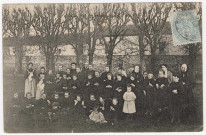 MORANGIS . - Orphelinat catholique Saint-Michel, photo de groupe d'enfants. 1 timbre à 5 centimes. 