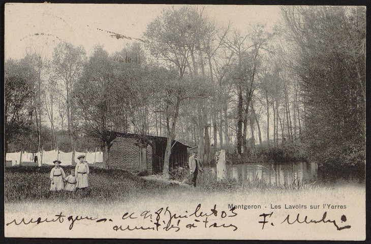 MONTGERON.- Les lavoirs sur l'Yerres (28 juillet 1903).