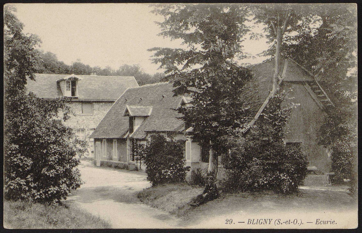 Briis-sous-Forges.- Sanatorium de Bligny : écurie [1910-1920]. 