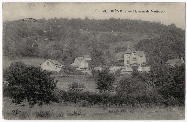 BIEVRES. - Hameau de Vauboyen, ELD, 1915, 8 lignes, 10 c, ad. 