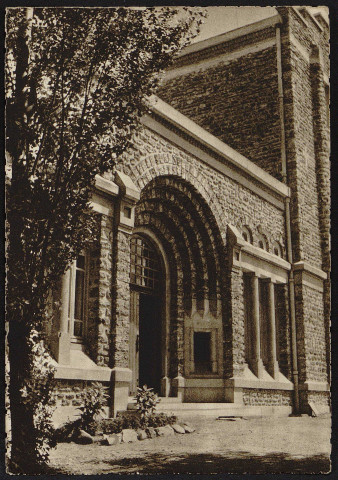 Etiolles.- Le Saulchoir, couvent des Dominicains : La porte d'entrée [1960-1964]. 