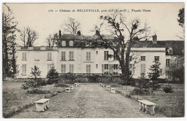 GOMETZ-LA-VILLE. - Château de Belleville, près Gif, façade ouest, 23 lignes, ad. 