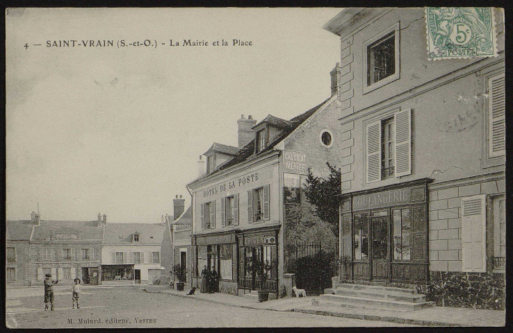 SAINT-VRAIN.- La mairie et la place (9 septembre 1907). 