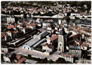 CORBEIL-ESSONNES. - Vue aérienne sur la place du marché, Combier, coloriée. 