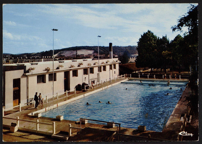 Etampes.- La piscine [1972]. 