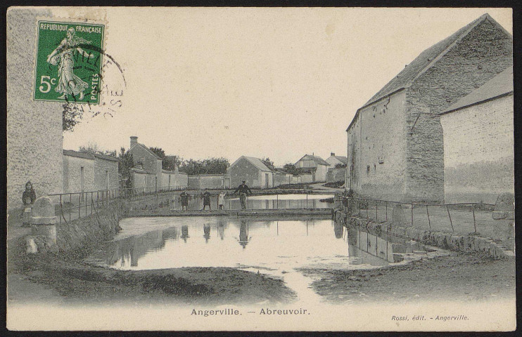 Angerville.- Abreuvoir (11 avril 1917). 