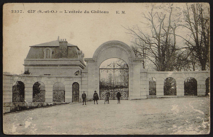 GIF-SUR-YVETTE.- Entrée du château, 1932. 