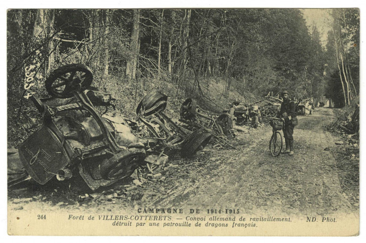 Forêt de Villers-Cotterets. Convoi allemand de ravitaillement détruit par une patrouille de dragons français.