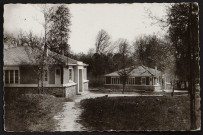 Bouray-sur-Juine.- Ecole nationale des cadres jeunesse C.C.O.S. au château de la Boissière (9 février 1957). 